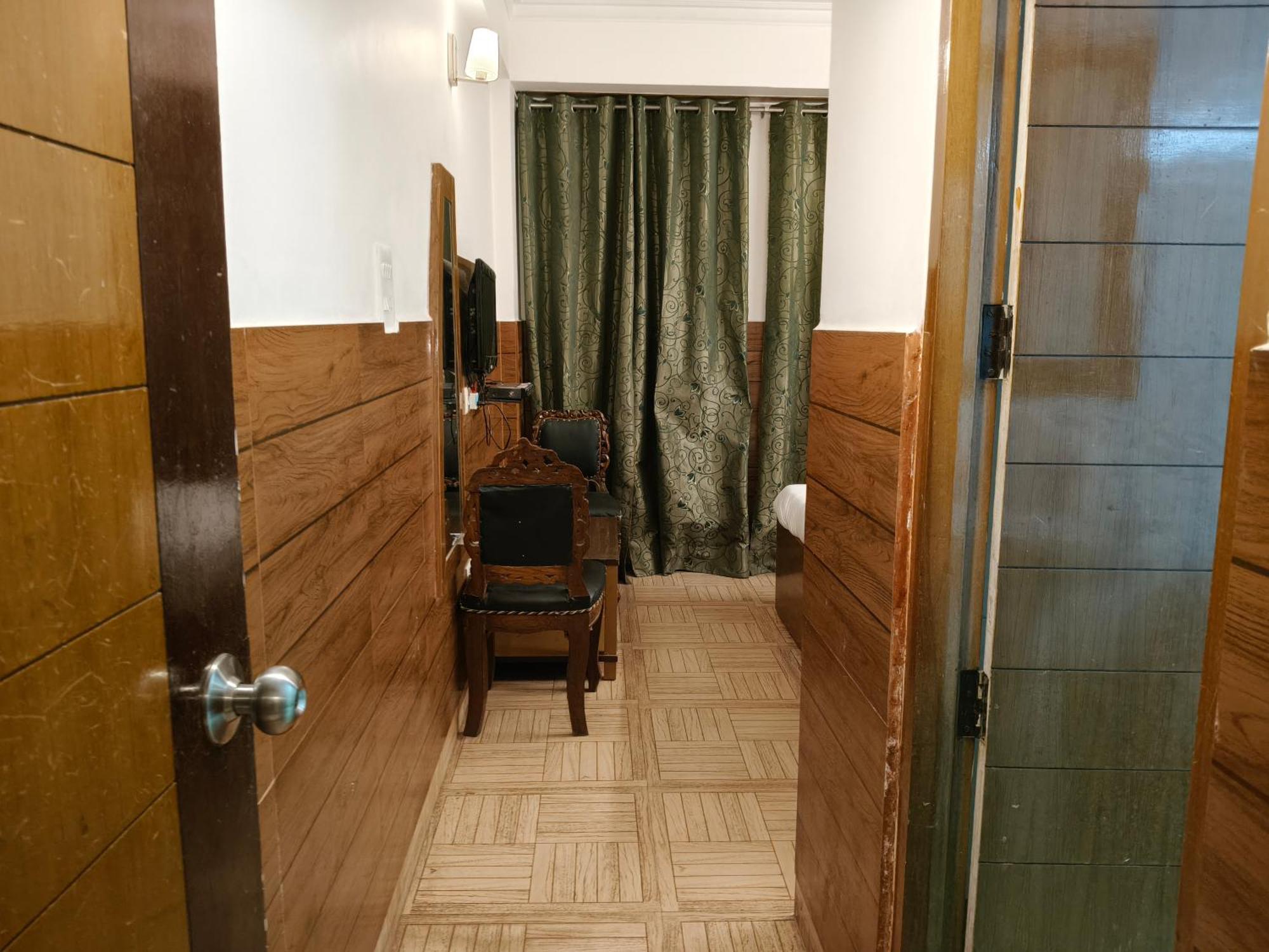 Hotel Kailash Residency دهرادون المظهر الخارجي الصورة