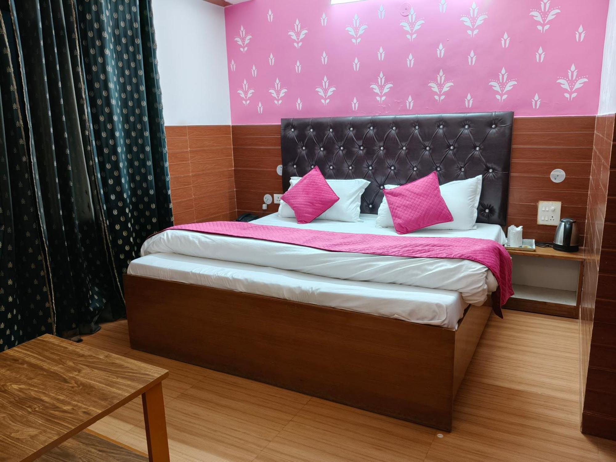 Hotel Kailash Residency دهرادون المظهر الخارجي الصورة