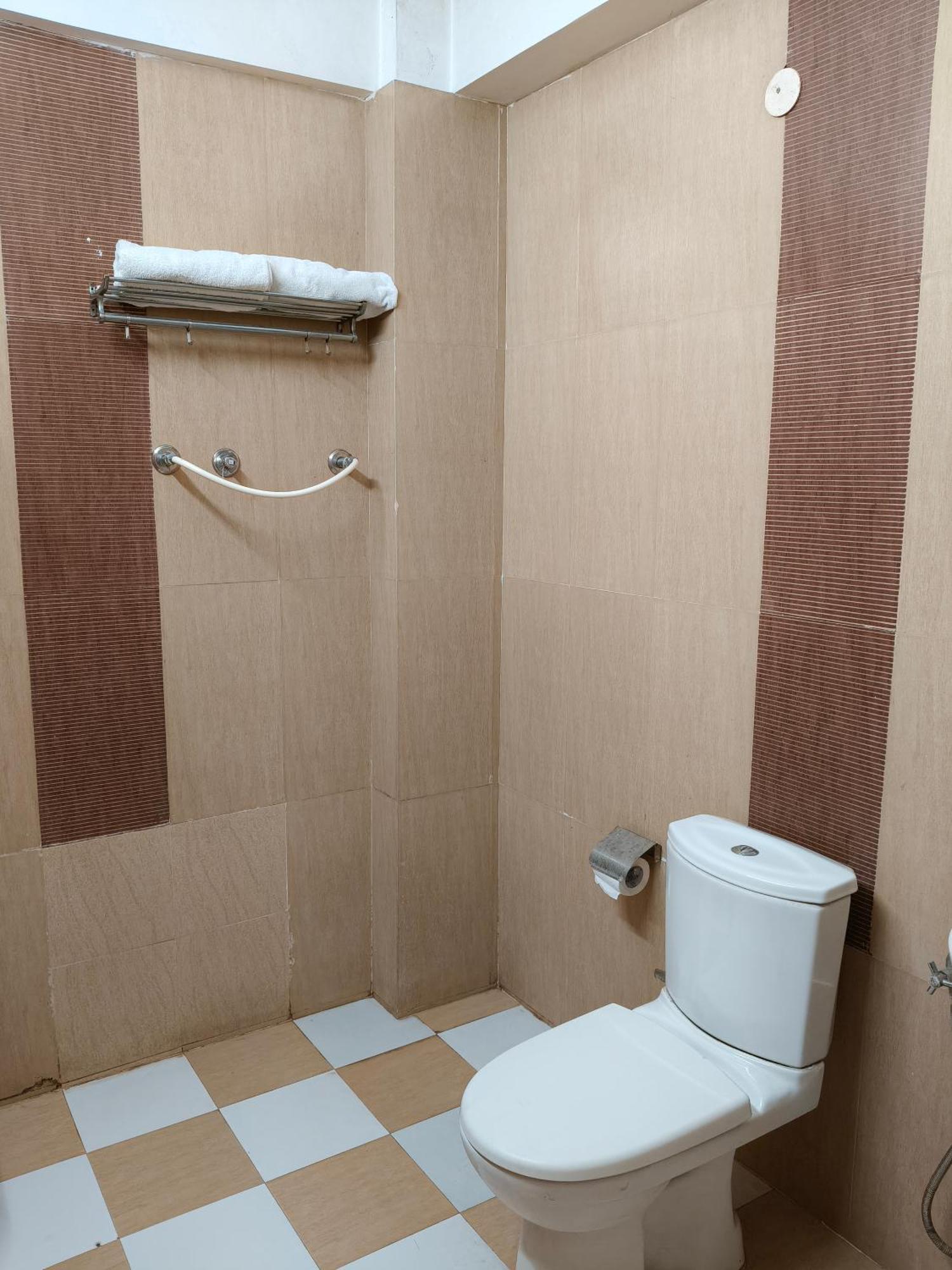 Hotel Kailash Residency دهرادون المظهر الخارجي الصورة
